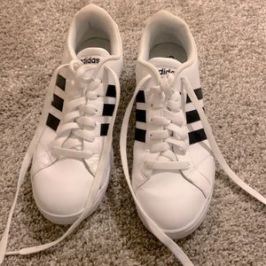 Women’s Adidas Sneakers